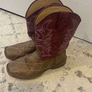 Roper big girl size 4 boots! Worn a handful of times.